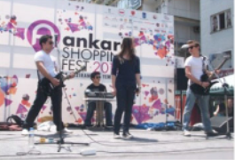 Okulumuz Müzik Grubu Ankara Shopping Fest Kapsamında İzmir Caddesinde Konser Verdi