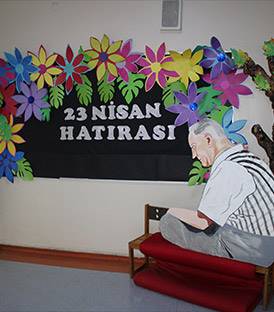 ÖĞRENCİLERİMİZİN HAZIRLADIĞI RESİM SERGİMİZİ GEZEBİLİRSİNİZ