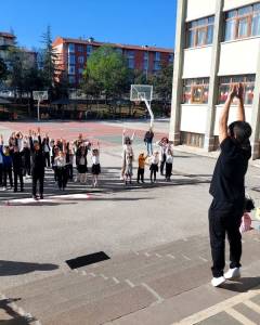 Evrensel Kolej