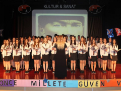 Evrensel Kolej