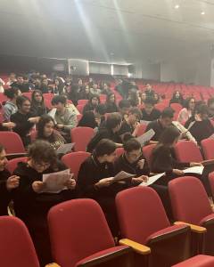 Evrensel Kolej
