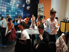 Evrensel Kolej