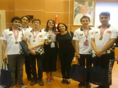 Evrensel Kolej