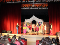 Evrensel Kolej
