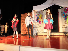 Evrensel Kolej