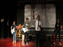 Evrensel Kolej