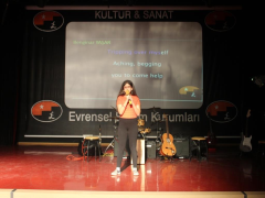 Evrensel Kolej