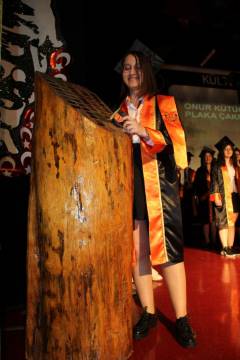 Evrensel Kolej
