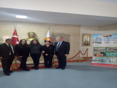 Evrensel Kolej