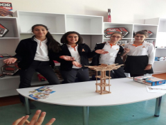 Evrensel Kolej