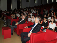 Evrensel Kolej