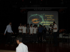 Evrensel Kolej