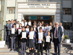 Evrensel Kolej