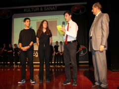 Evrensel Kolej