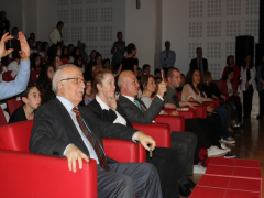 Evrensel Kolej