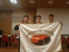 Evrensel Kolej