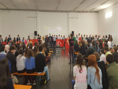 Evrensel Kolej