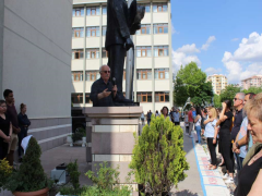 Evrensel Kolej