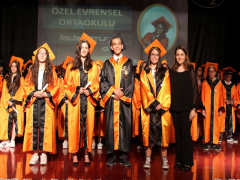 Evrensel Kolej