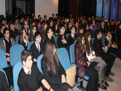 Evrensel Kolej
