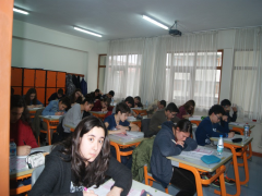 Evrensel Kolej