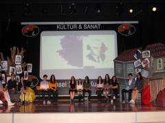 Evrensel Kolej