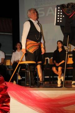 Evrensel Kolej
