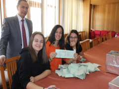 Evrensel Kolej