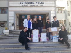 Evrensel Kolej
